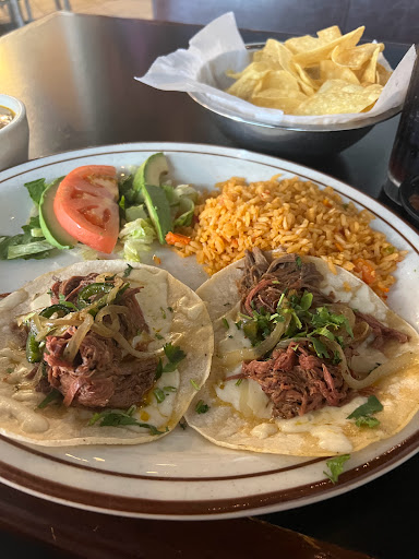 Ernesto's - Thumbnail
