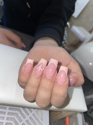 Photo n°13 de Nails By Francisca à Allevard (Institut de beauté)