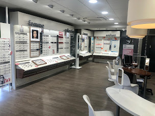 Photo n°3 de Opticien Fontenay-sous-Bois - Rue Dalayrac - Krys à Fontenay-sous-Bois (Magasin de lunettes de soleil)