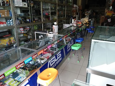 Electronics Store