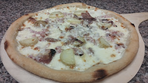 Photo n°9 de Pizz'happy distributeur automatique 24/7 à Saint-Yrieix-sur-Charente (Pizzeria)