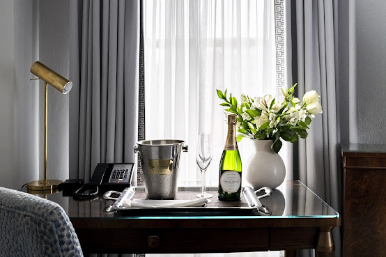 The Eliot Hotel by null