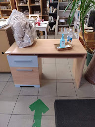 Photo n°16 de 36 quai des bonnes affaires à Saint-Pol-sur-Ternoise (Magasin de meubles d'occasion)