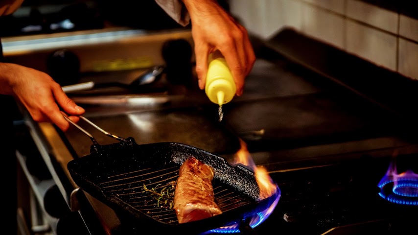 Q-ZN- Virtual & Ghost Kitchen Restaurant by null