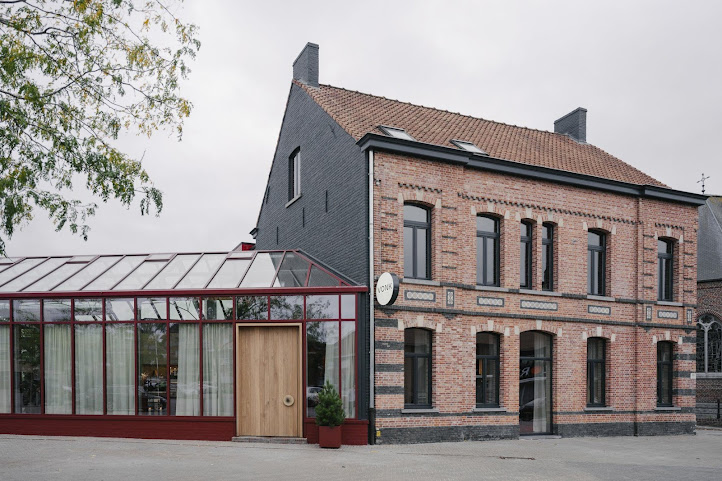 Vonk Gastrobar by null