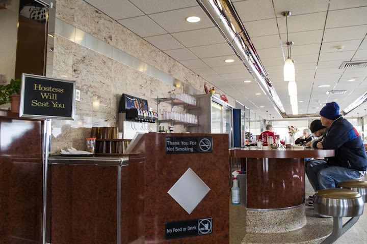 Red Plate Diner by null