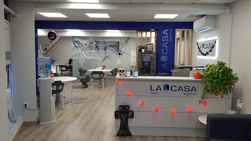 Inmobiliaria La CASA Agency | Punto Pubilla Casas S.L.