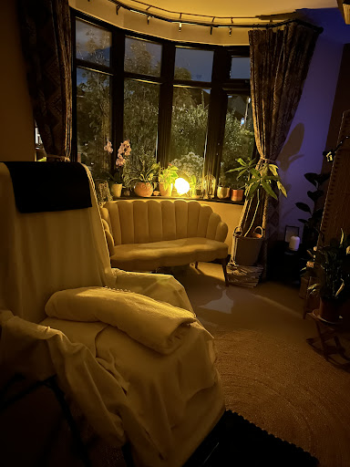 Lunar Reflexology & Wellness