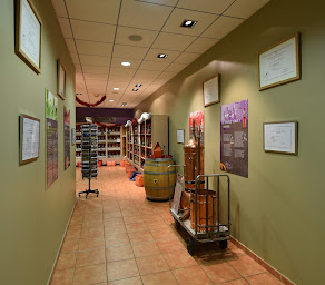 Photo n°14 de Domaine Eyguebelle à Valaurie (Musée)