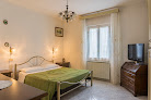 photo de R-House | Villetta | B&B à Barberi