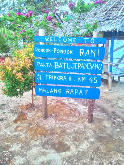 Photos of Cafe Batu Jerambang