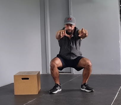 Academia Family Fitness