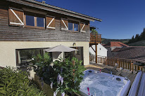 Gites les rochettes à Les Moussières