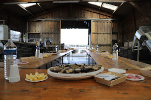 Photo n°2 de Les Huîtres de Céline à Saint-Méloir-des-Ondes (Fournisseur d'huîtres)