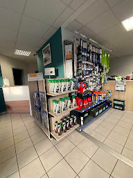 Photo n°19 de SILIGOM EXPRESS - CAR SERVICE PLUS à Izon (Magasin de pneus)