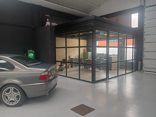 One Performance SL Gallery - Spain