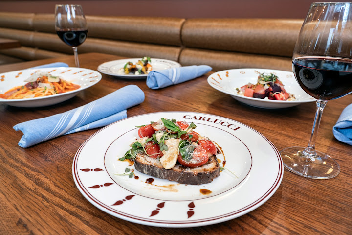 Carlucci Restaurant Chicago by null