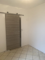 Photo n°1 de Vallin Océane Peinture à Creys-Mépieu (Peintre en bâtiment)