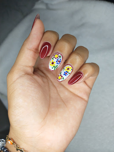 Miranda Nail's - Visual