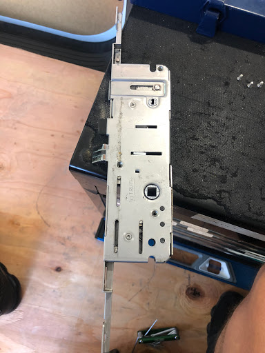 Fat Locksmith - Los Angeles