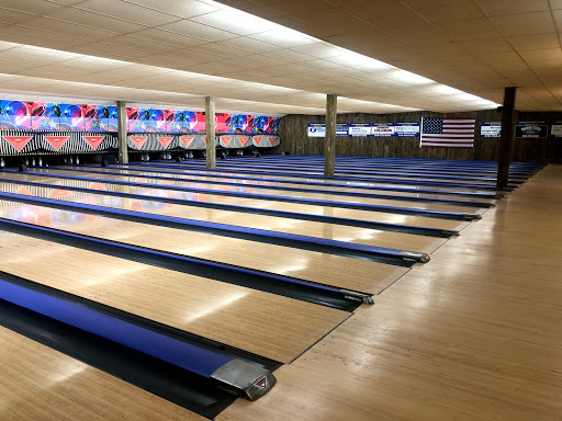 I C Strikes / Cedar Lanes Gallery - United States