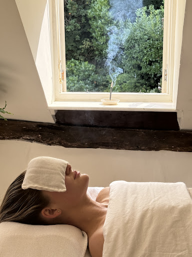 Hana Holistic Massage Therapy