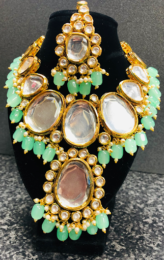 A&J Fashion Gallery - United Kingdom