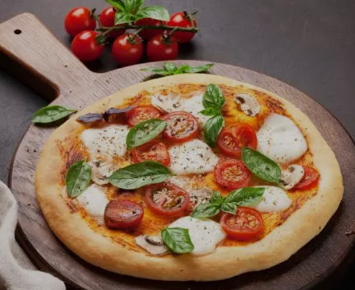 Photo 3 - Pizza Service