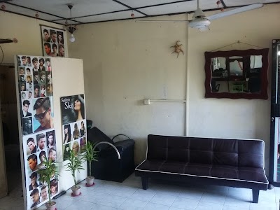 Photos of Salon Sky