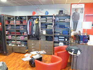 Photo n°19 de Les Hommes de l'Ile à Saint-Pierre-d'Oléron (Magasin de vêtements pour hommes)