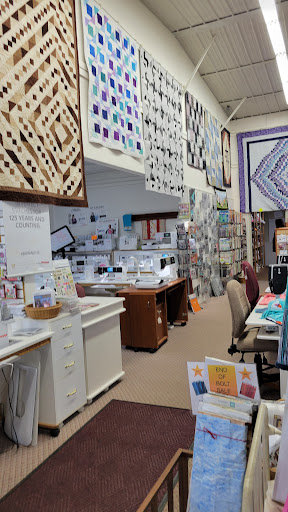 Crafty Corner Quilt-Sewing - Thumbnail