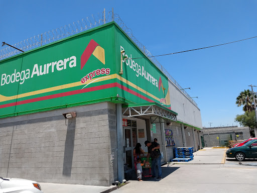 Bodega Aurrera Express, 31 de Diciembre - Thumbnail