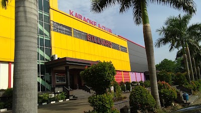 Photos of M One Hotel