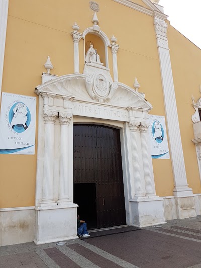 Photos of Parroquia de Santa Mar&iacute;a de &Aacute;frica