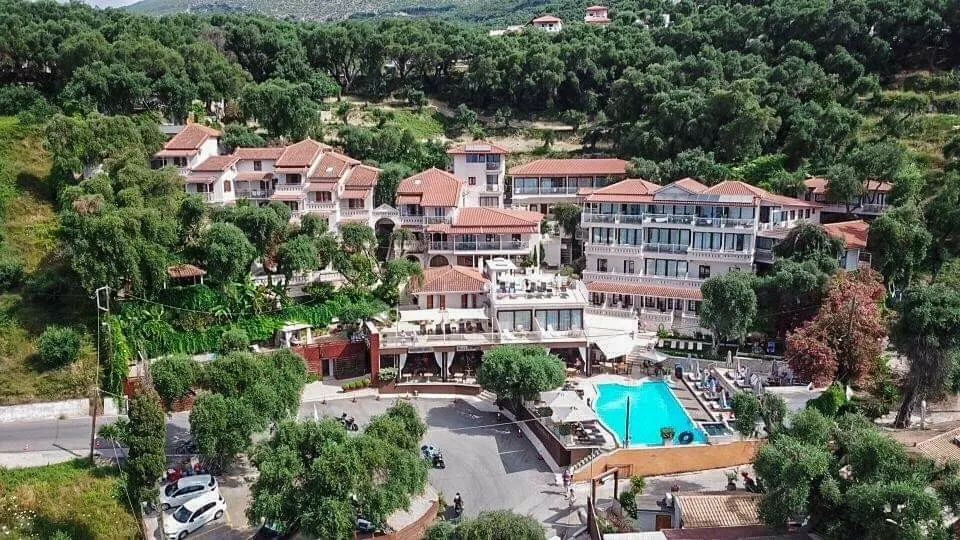 Valtos Beach Hotel
