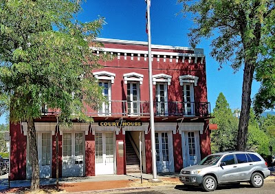 Trinity County Courthouse