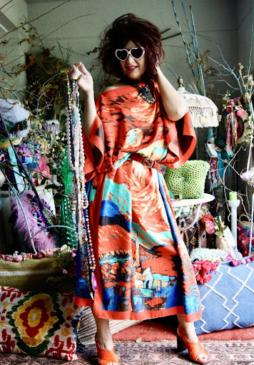 FASHION GALLERY Ary Rowshan Gallery - Spain