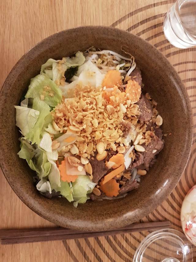 Gỗ Brno - Pravá vietnamská kuchyně