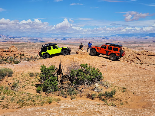 Hole In The Rock "Jeep Badge of Honor" trail - Thumbnail