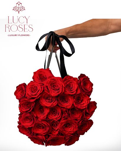 Lucy Roses Luxury Flowers - Thumbnail