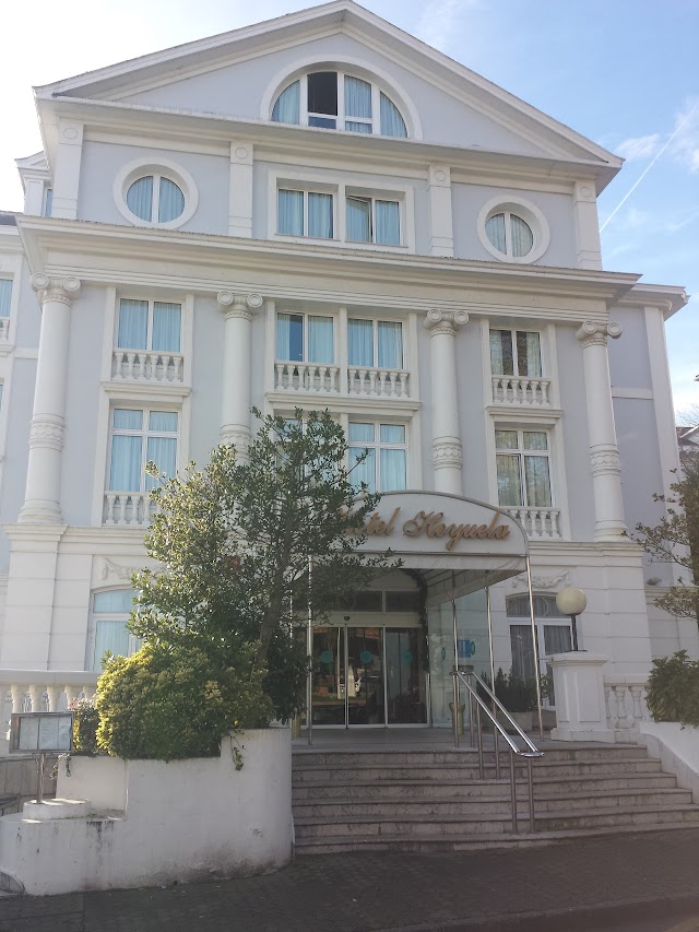 Hotel Hoyuela