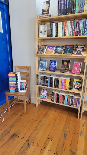 Lucy's Books Gallery - United States