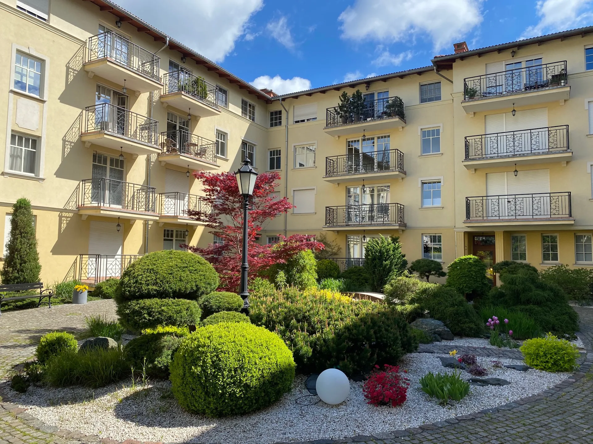 Sanhaus Apartments