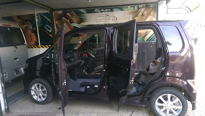 Photos of Custom Car Tailors