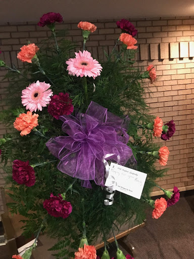 Floral Designs And Gifts By Susie - Thumbnail