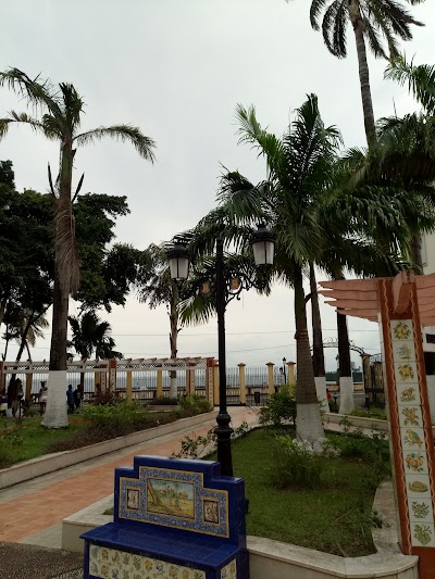 Photos of Cathedral of St. Isabel