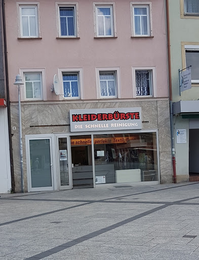 Kleiderbürste - Visual