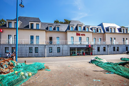 Ibis Bayeux Port en Bessin 12 Quai Baron Gérard, 14520 Port-en-Bessin-Huppain, France