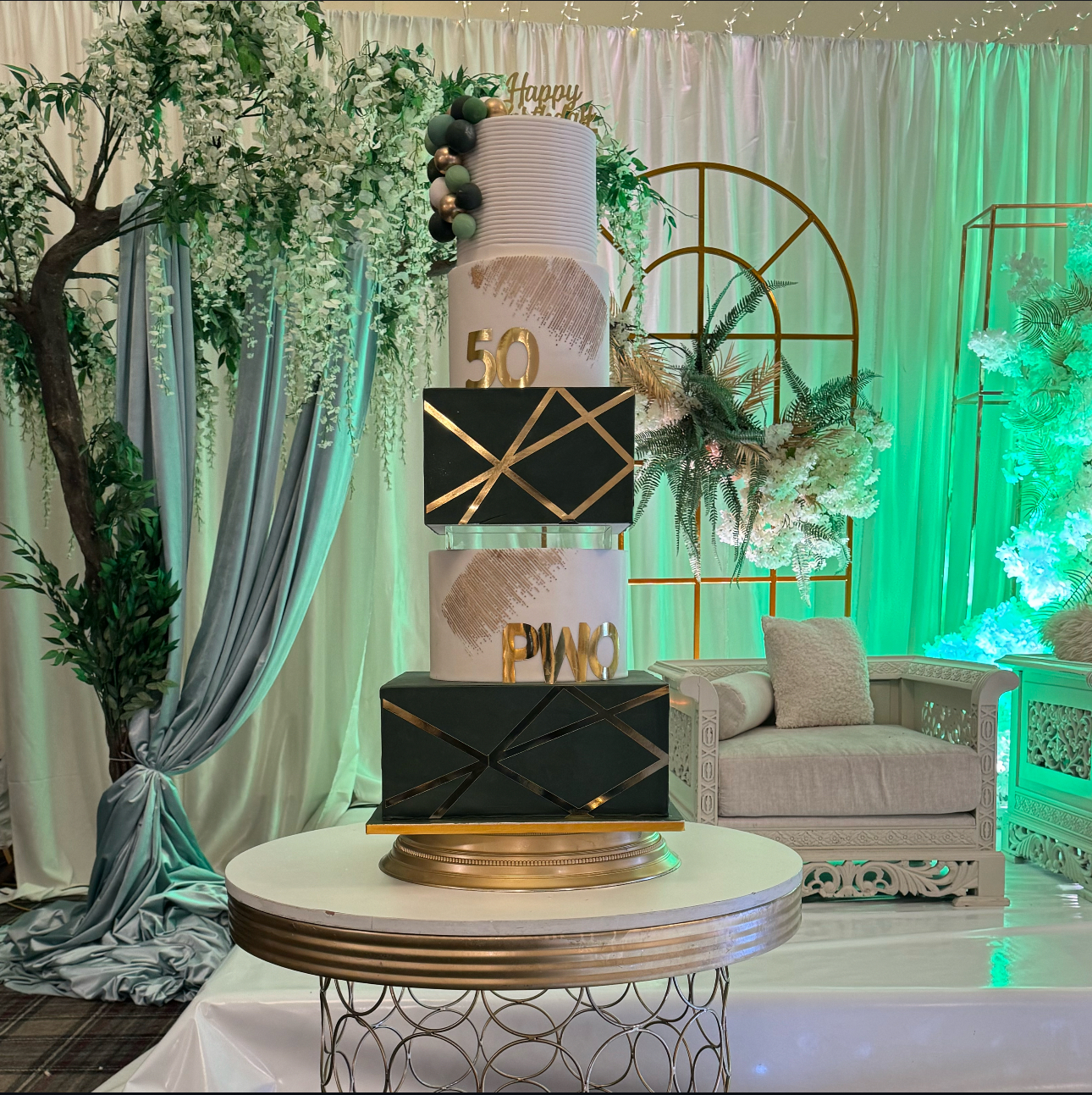 TouchRoyale Cakes - Cakes & Sweets - photo 1