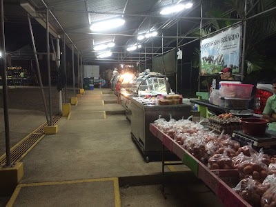 Photos of Feria del Agricultor